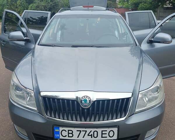 Серый Шкода Октавия, объемом двигателя 1.6 л и пробегом 314 тыс. км за 8000 $, фото 1 на Automoto.ua