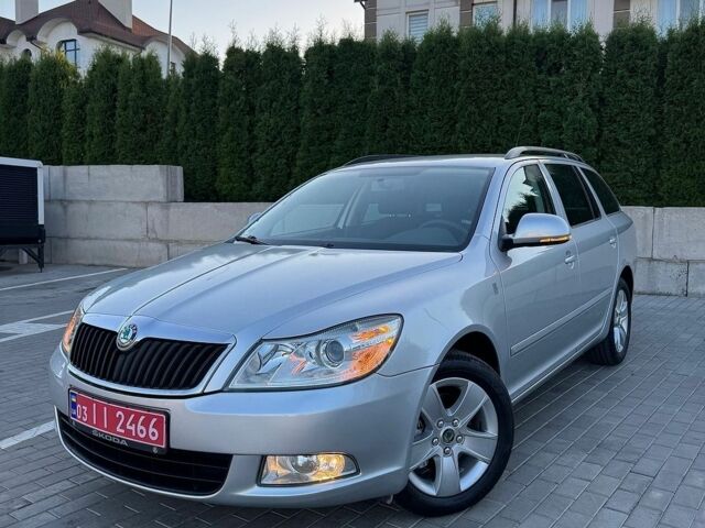 Сірий Шкода Октавія, об'ємом двигуна 1.99 л та пробігом 219 тис. км за 10300 $, фото 1 на Automoto.ua