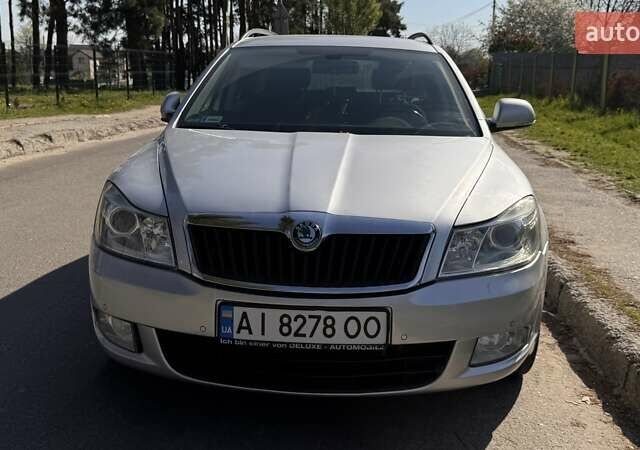 Серый Шкода Октавия, объемом двигателя 1.6 л и пробегом 202 тыс. км за 9500 $, фото 1 на Automoto.ua