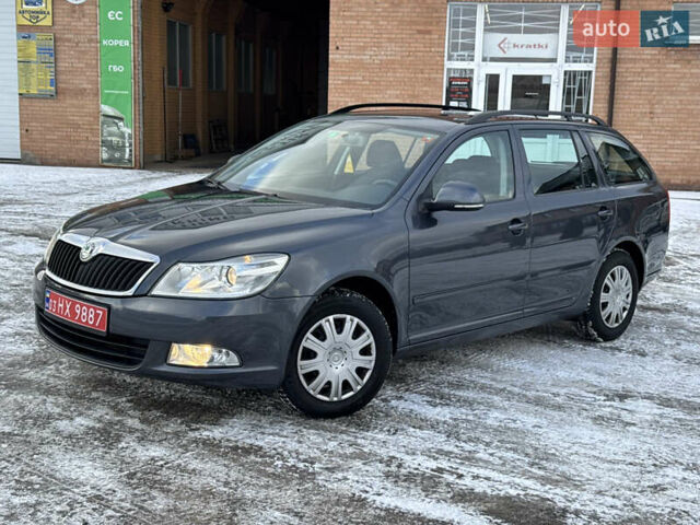 Серый Шкода Октавия, объемом двигателя 1.4 л и пробегом 233 тыс. км за 7250 $, фото 1 на Automoto.ua