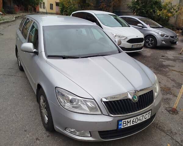 Серый Шкода Октавия, объемом двигателя 1.6 л и пробегом 250 тыс. км за 8500 $, фото 1 на Automoto.ua