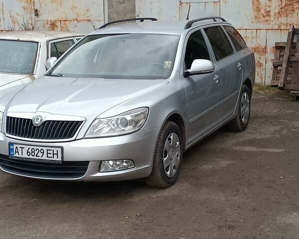 Серый Шкода Октавия, объемом двигателя 1.6 л и пробегом 191 тыс. км за 9050 $, фото 1 на Automoto.ua
