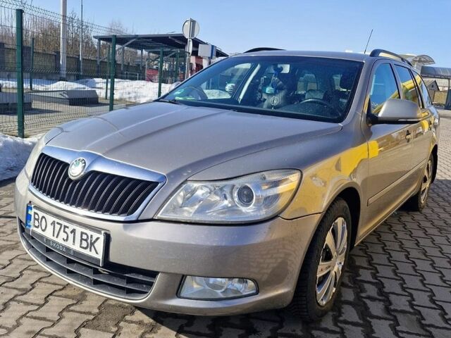 Серый Шкода Октавия, объемом двигателя 1.97 л и пробегом 322 тыс. км за 9350 $, фото 1 на Automoto.ua