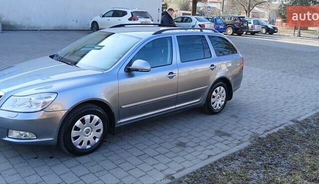 Серый Шкода Октавия, объемом двигателя 1.97 л и пробегом 306 тыс. км за 8700 $, фото 1 на Automoto.ua