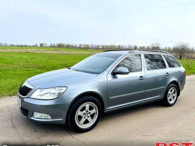 Сірий Шкода Октавія, об'ємом двигуна 1.6 л та пробігом 87 тис. км за 8900 $, фото 1 на Automoto.ua