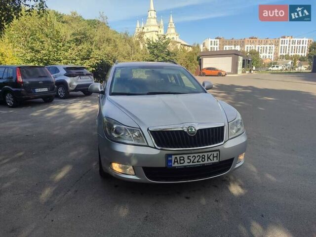 Серый Шкода Октавия, объемом двигателя 1.6 л и пробегом 297 тыс. км за 8350 $, фото 1 на Automoto.ua