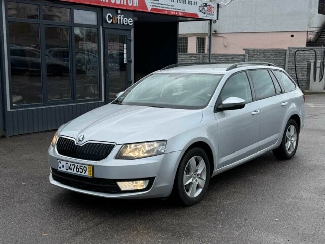 Серый Шкода Октавия, объемом двигателя 1.6 л и пробегом 225 тыс. км за 11400 $, фото 1 на Automoto.ua