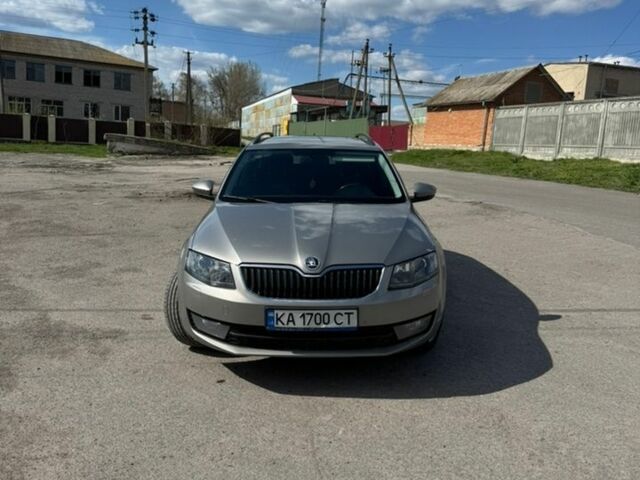 Сірий Шкода Октавія, об'ємом двигуна 1.97 л та пробігом 308 тис. км за 11700 $, фото 1 на Automoto.ua