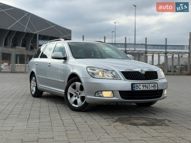 Сірий Шкода Октавія, об'ємом двигуна 1.6 л та пробігом 320 тис. км за 7400 $, фото 1 на Automoto.ua