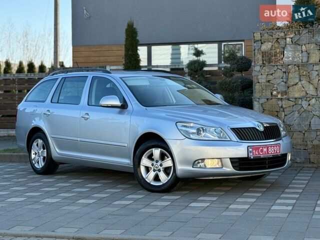 Серый Шкода Октавия, объемом двигателя 1.6 л и пробегом 207 тыс. км за 9299 $, фото 1 на Automoto.ua