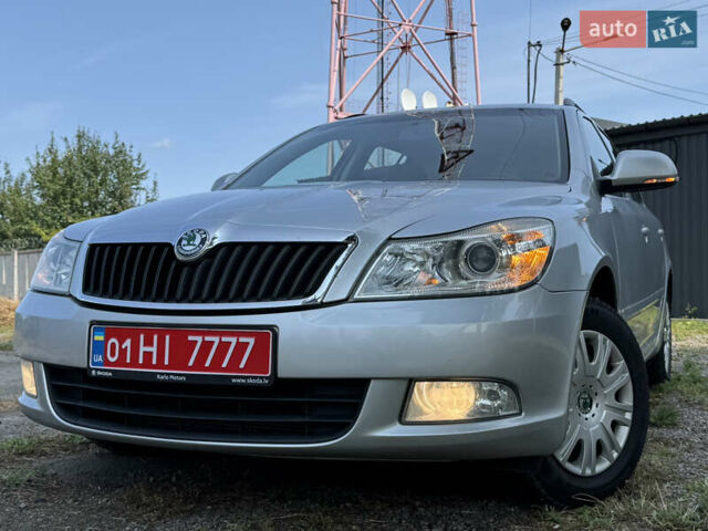 Сірий Шкода Октавія, об'ємом двигуна 1.6 л та пробігом 216 тис. км за 7850 $, фото 1 на Automoto.ua