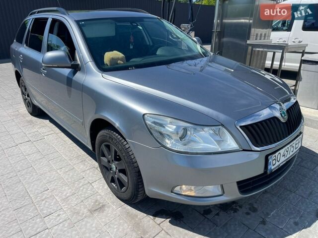Серый Шкода Октавия, объемом двигателя 1.97 л и пробегом 307 тыс. км за 10500 $, фото 1 на Automoto.ua