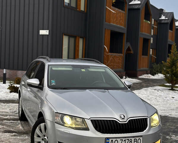 Сірий Шкода Октавія, об'ємом двигуна 1.6 л та пробігом 316 тис. км за 10200 $, фото 1 на Automoto.ua