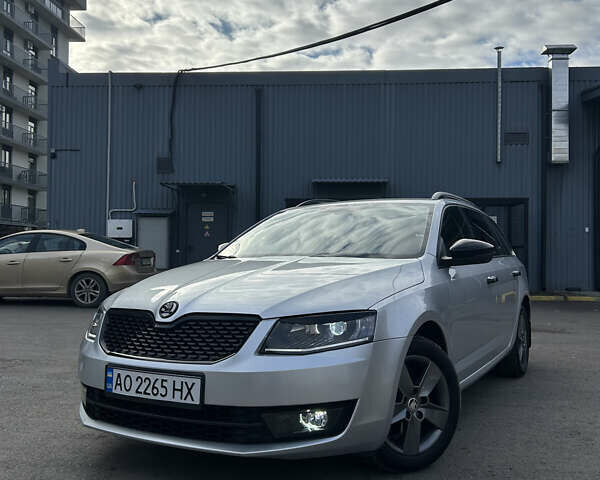 Серый Шкода Октавия, объемом двигателя 1.6 л и пробегом 338 тыс. км за 10999 $, фото 1 на Automoto.ua