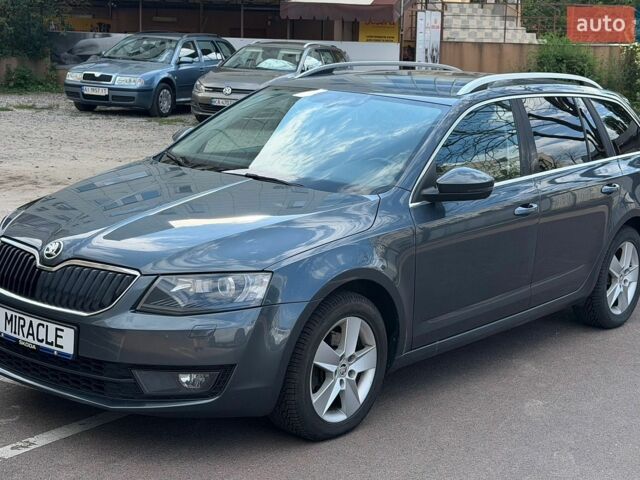 Серый Шкода Октавия, объемом двигателя 1.6 л и пробегом 235 тыс. км за 9900 $, фото 1 на Automoto.ua