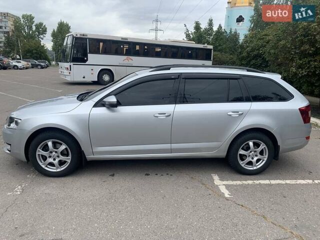 Серый Шкода Октавия, объемом двигателя 2 л и пробегом 293 тыс. км за 13100 $, фото 1 на Automoto.ua