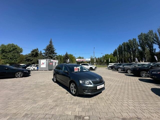 Серый Шкода Октавия, объемом двигателя 2 л и пробегом 332 тыс. км за 11700 $, фото 1 на Automoto.ua