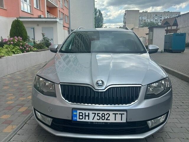 Сірий Шкода Октавія, об'ємом двигуна 1.6 л та пробігом 295 тис. км за 10500 $, фото 1 на Automoto.ua