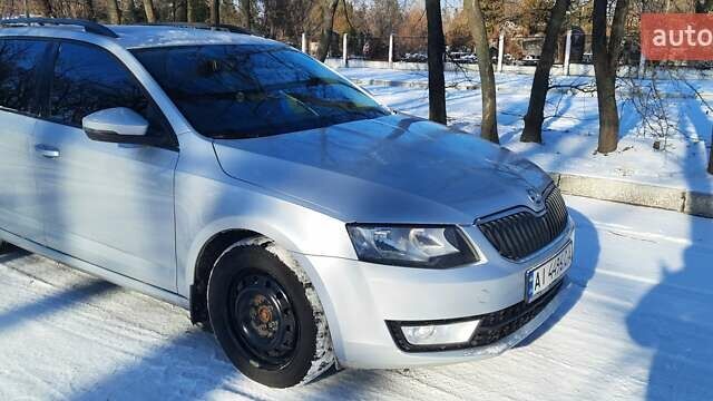 Сірий Шкода Октавія, об'ємом двигуна 1.6 л та пробігом 315 тис. км за 9000 $, фото 1 на Automoto.ua