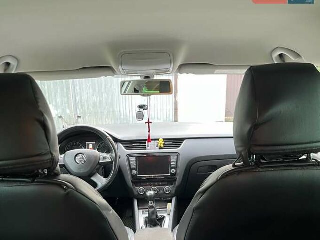 Серый Шкода Октавия, объемом двигателя 1.6 л и пробегом 316 тыс. км за 10300 $, фото 1 на Automoto.ua