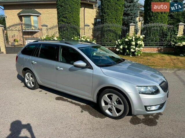 Сірий Шкода Октавія, об'ємом двигуна 1.8 л та пробігом 245 тис. км за 10300 $, фото 1 на Automoto.ua