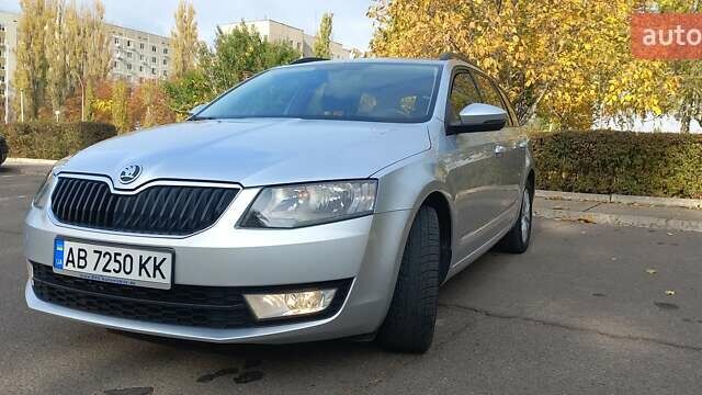 Серый Шкода Октавия, объемом двигателя 1.6 л и пробегом 256 тыс. км за 10599 $, фото 1 на Automoto.ua