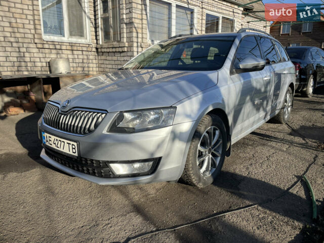Сірий Шкода Октавія, об'ємом двигуна 1.97 л та пробігом 230 тис. км за 10999 $, фото 1 на Automoto.ua