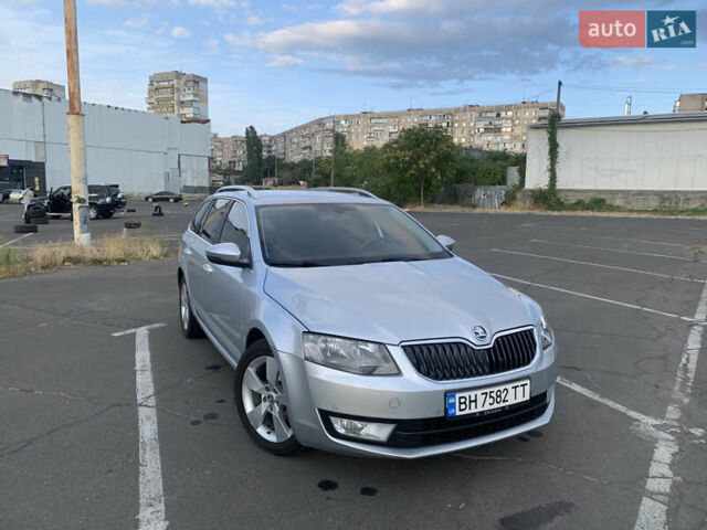 Сірий Шкода Октавія, об'ємом двигуна 1.6 л та пробігом 281 тис. км за 11000 $, фото 1 на Automoto.ua