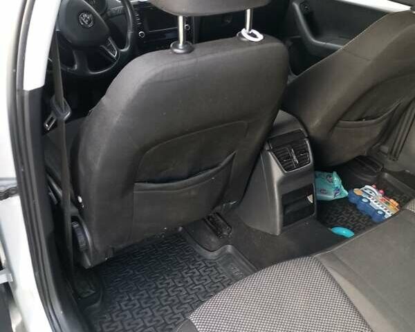 Сірий Шкода Октавія, об'ємом двигуна 1.6 л та пробігом 250 тис. км за 10300 $, фото 1 на Automoto.ua