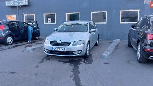 Серый Шкода Октавия, объемом двигателя 1.6 л и пробегом 257 тыс. км за 11500 $, фото 1 на Automoto.ua