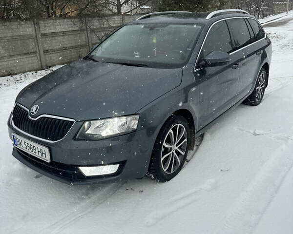 Серый Шкода Октавия, объемом двигателя 1.6 л и пробегом 204 тыс. км за 12800 $, фото 1 на Automoto.ua