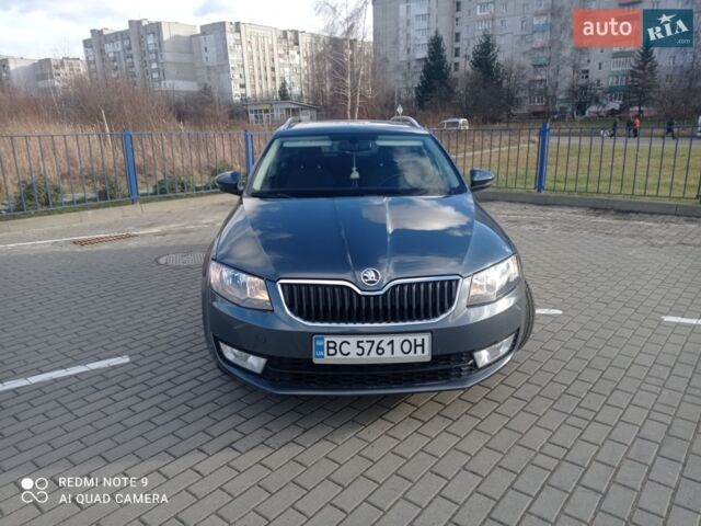 Серый Шкода Октавия, объемом двигателя 1.6 л и пробегом 330 тыс. км за 12500 $, фото 1 на Automoto.ua
