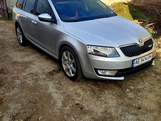 Серый Шкода Октавия, объемом двигателя 1.6 л и пробегом 320 тыс. км за 10500 $, фото 1 на Automoto.ua