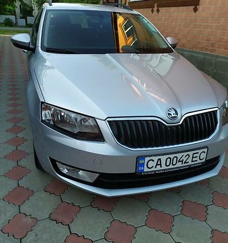 Сірий Шкода Октавія, об'ємом двигуна 1.6 л та пробігом 125 тис. км за 14300 $, фото 1 на Automoto.ua