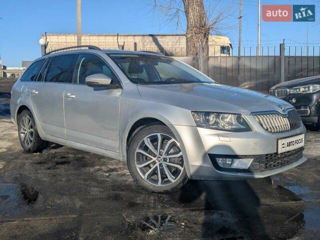 Сірий Шкода Октавія, об'ємом двигуна 1.6 л та пробігом 276 тис. км за 10890 $, фото 1 на Automoto.ua