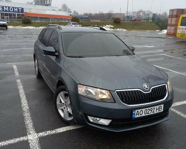 Серый Шкода Октавия, объемом двигателя 1.6 л и пробегом 247 тыс. км за 12000 $, фото 1 на Automoto.ua