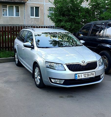 Сірий Шкода Октавія, об'ємом двигуна 1.6 л та пробігом 217 тис. км за 12500 $, фото 1 на Automoto.ua