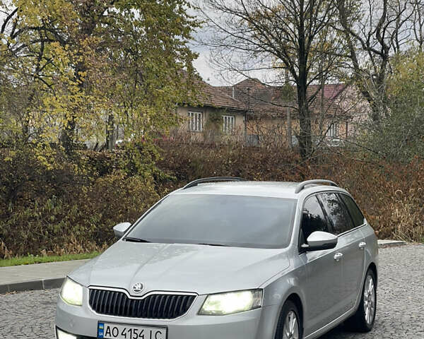 Серый Шкода Октавия, объемом двигателя 1.97 л и пробегом 322 тыс. км за 11600 $, фото 1 на Automoto.ua