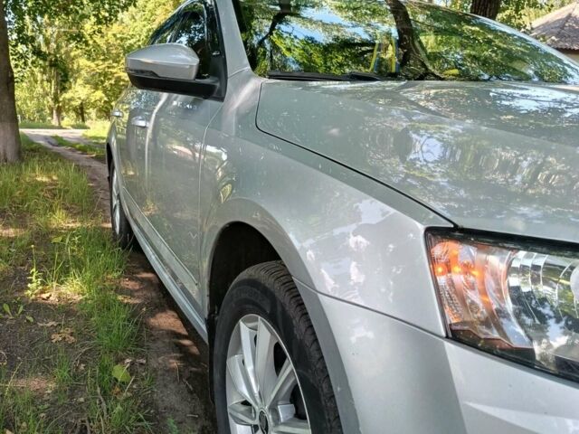 Сірий Шкода Октавія, об'ємом двигуна 1.6 л та пробігом 286 тис. км за 11300 $, фото 1 на Automoto.ua