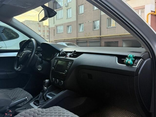 Серый Шкода Октавия, объемом двигателя 1.97 л и пробегом 271 тыс. км за 12500 $, фото 1 на Automoto.ua