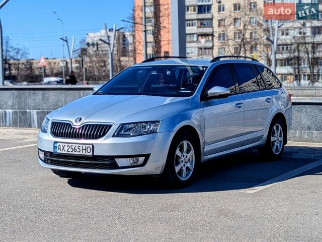 Сірий Шкода Октавія, об'ємом двигуна 1.6 л та пробігом 299 тис. км за 11000 $, фото 1 на Automoto.ua