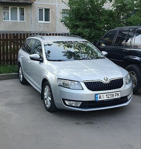 Серый Шкода Октавия, объемом двигателя 1.6 л и пробегом 216 тыс. км за 11400 $, фото 1 на Automoto.ua