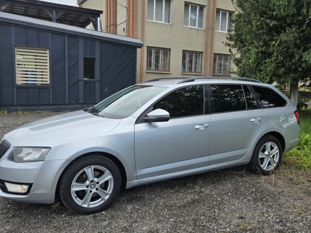 Сірий Шкода Октавія, об'ємом двигуна 2 л та пробігом 215 тис. км за 10400 $, фото 1 на Automoto.ua