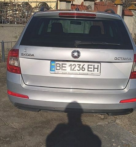 Сірий Шкода Октавія, об'ємом двигуна 1.6 л та пробігом 227 тис. км за 11900 $, фото 1 на Automoto.ua