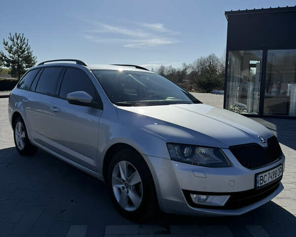 Серый Шкода Октавия, объемом двигателя 1.6 л и пробегом 310 тыс. км за 9800 $, фото 1 на Automoto.ua