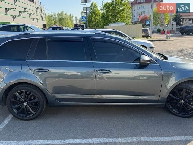 Серый Шкода Октавия, объемом двигателя 1.6 л и пробегом 247 тыс. км за 12000 $, фото 1 на Automoto.ua