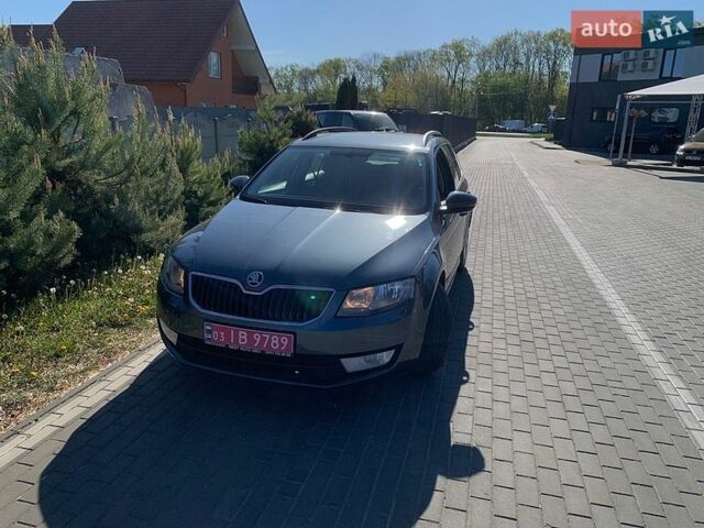 Серый Шкода Октавия, объемом двигателя 1.6 л и пробегом 246 тыс. км за 13500 $, фото 1 на Automoto.ua