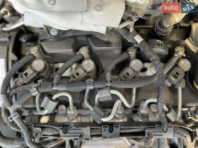 Серый Шкода Октавия, объемом двигателя 1.6 л и пробегом 300 тыс. км за 11899 $, фото 1 на Automoto.ua