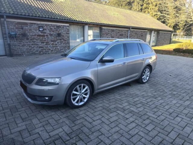 Серый Шкода Октавия, объемом двигателя 2 л и пробегом 79 тыс. км за 8900 $, фото 1 на Automoto.ua