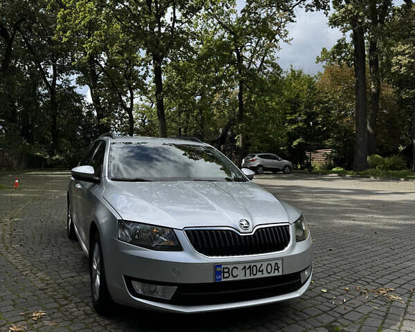 Серый Шкода Октавия, объемом двигателя 1.6 л и пробегом 241 тыс. км за 12500 $, фото 1 на Automoto.ua